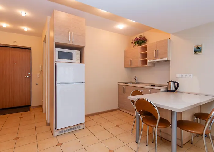 - 25 Апартаменти *